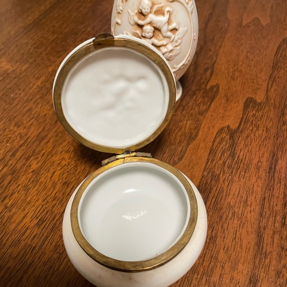 SET ✨ Vintage Lefton’s Vase and Trinket Box - Picture 3 of 9